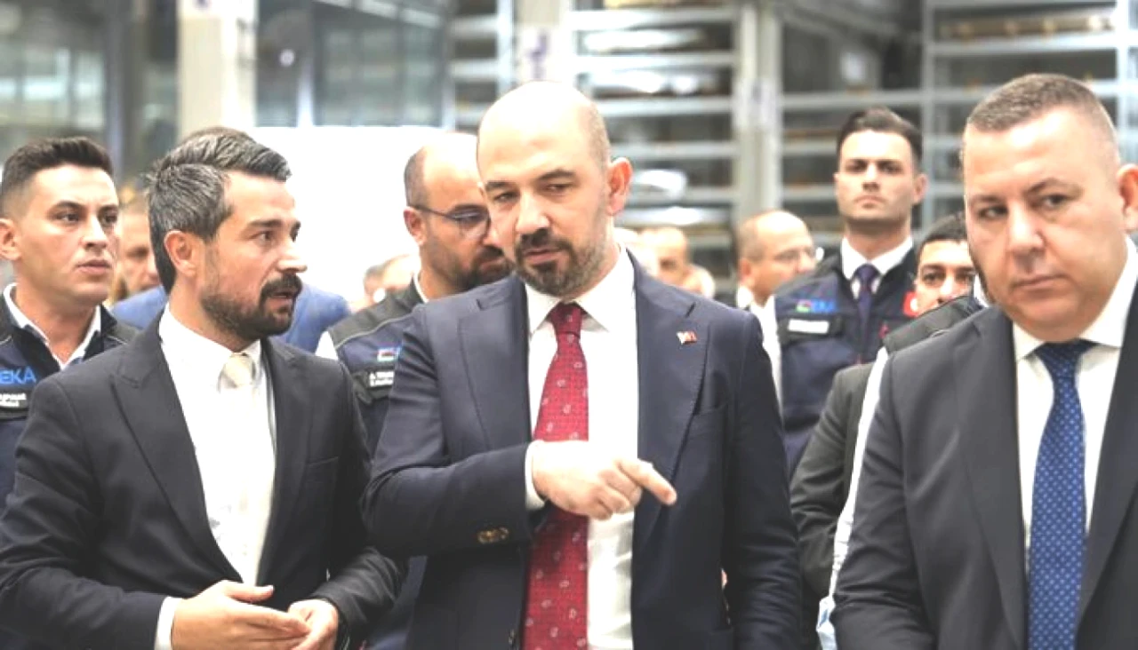 Emlak Konut'tan Afrika'ya Rekor İhracat! Üretim Kapasitesi 5 Bin Eşe Ulaştı!