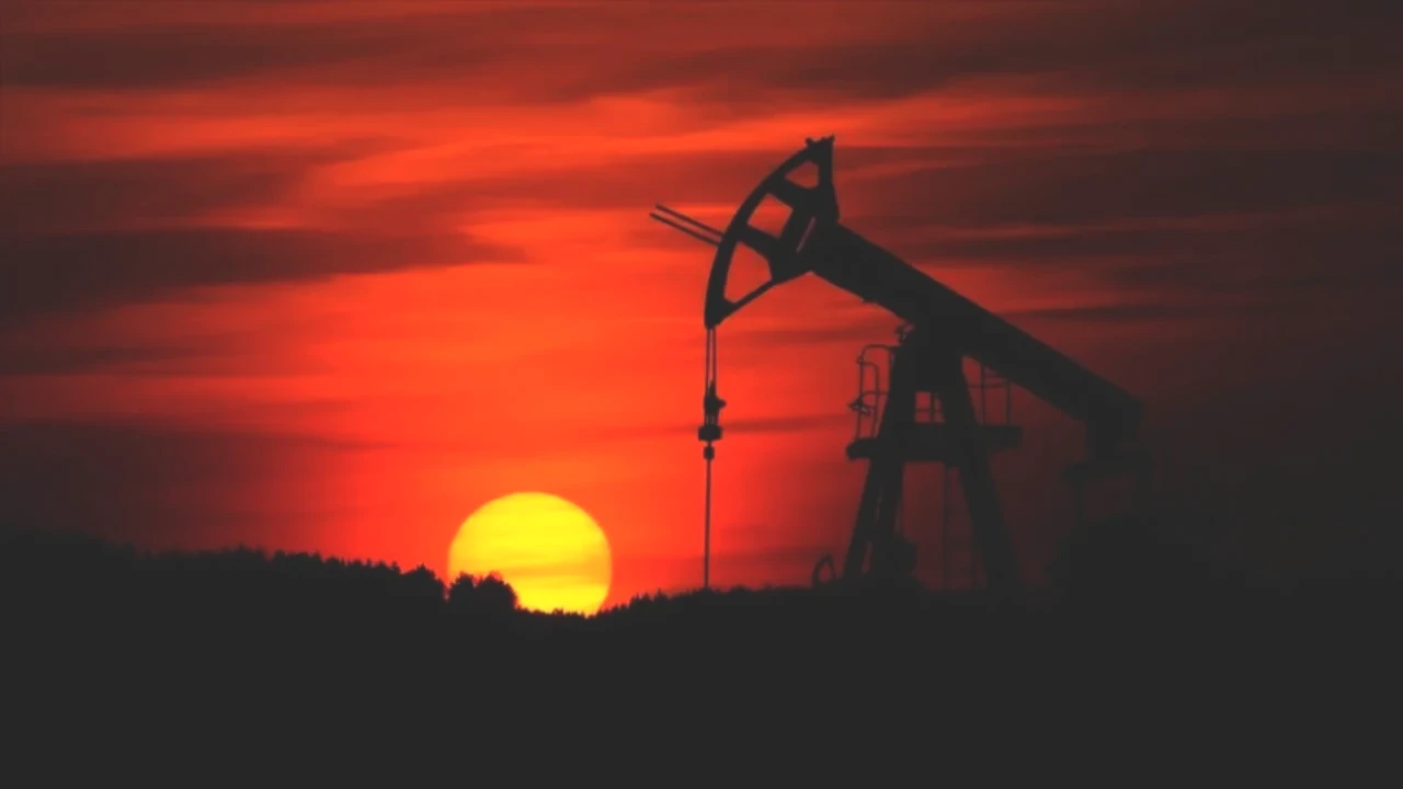 Petrol Fiyatları Üç Haftanın Zirvesine Ulaştı! Gelecek Günlerde Ne Olacak?