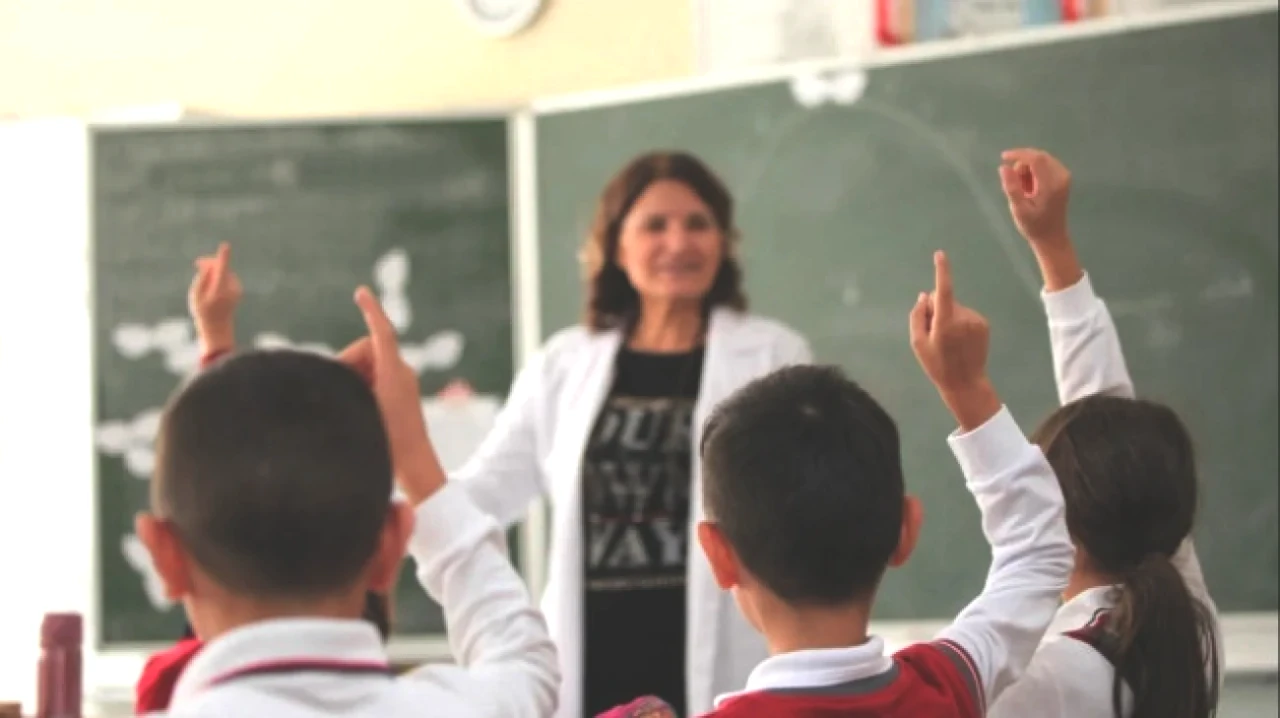 Öğretmen Atamaları İçin Geri Sayım Başladı! MEB’den 10 Bin Kadro Dağılımı Açıklandı mı?